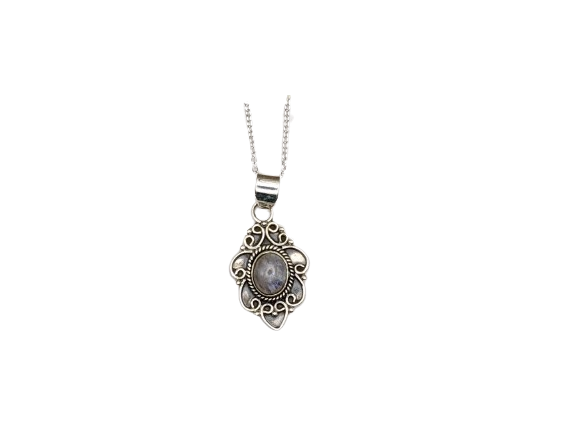 pendentif en argent orné d’une pierre de lune Trésors de femme