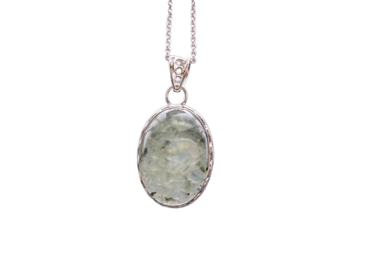 Pendentif en argent et prehnite Trésors de femme